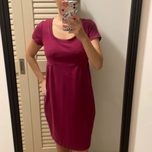 💜5 for $25 Banana Republic magenta short sleeve dress